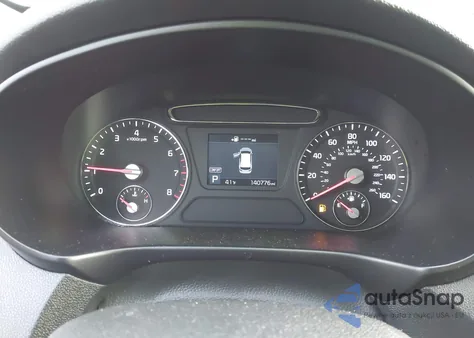 2020 Kia Sorento 2.4L Lx z USA, uszkodzony, nr VIN 5XYPGDA33LG667055